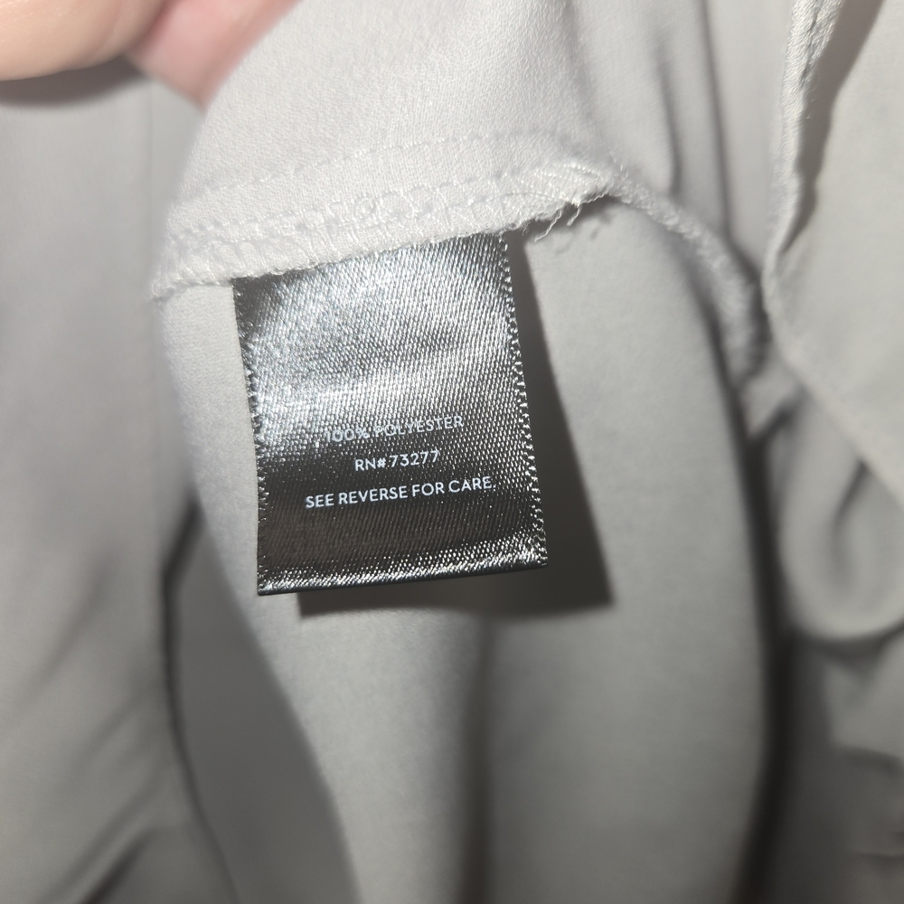 Simply Vera Vera Wang Soft Gray Top - Picture 4 of 5